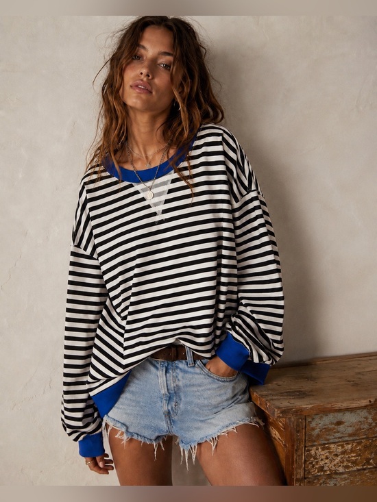 No brand Tops - Striped Black & White Oversized Sweatshirt with Blue Trim FP inspired